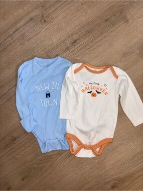 GAP Light Blue "New In Town" Long Sleeve Baby Bodysuit and first Halloween